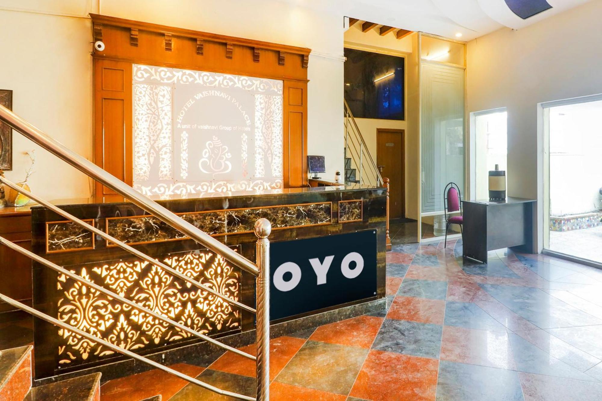 Super Collection O 77115 Vaishnavi Palace Hyderabad Ngoại thất bức ảnh