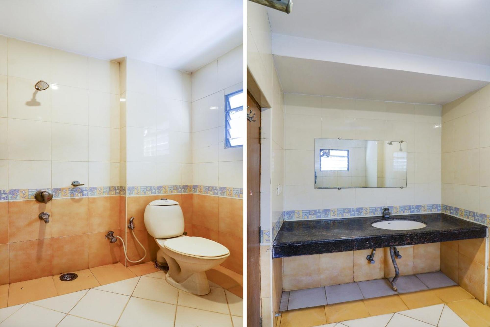 Super Collection O 77115 Vaishnavi Palace Hyderabad Ngoại thất bức ảnh